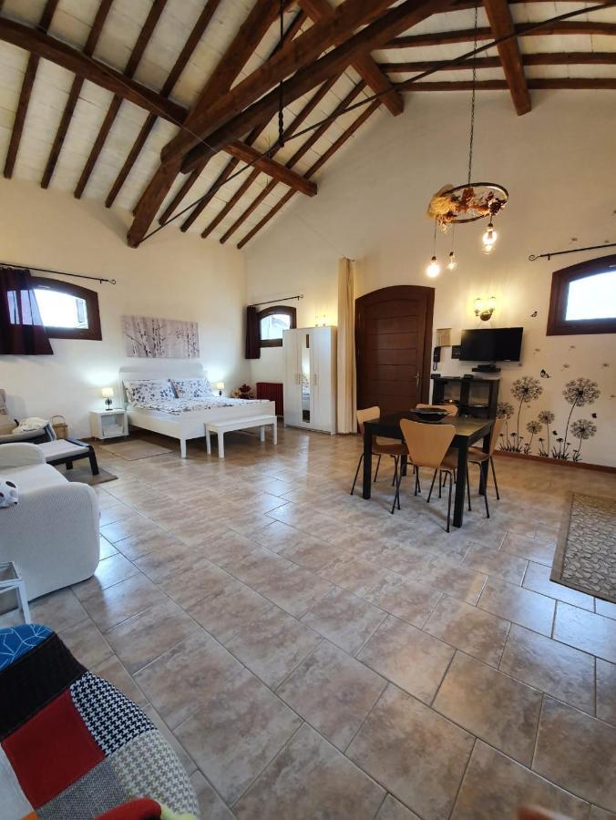דירות Mesola La Taverna מראה חיצוני תמונה