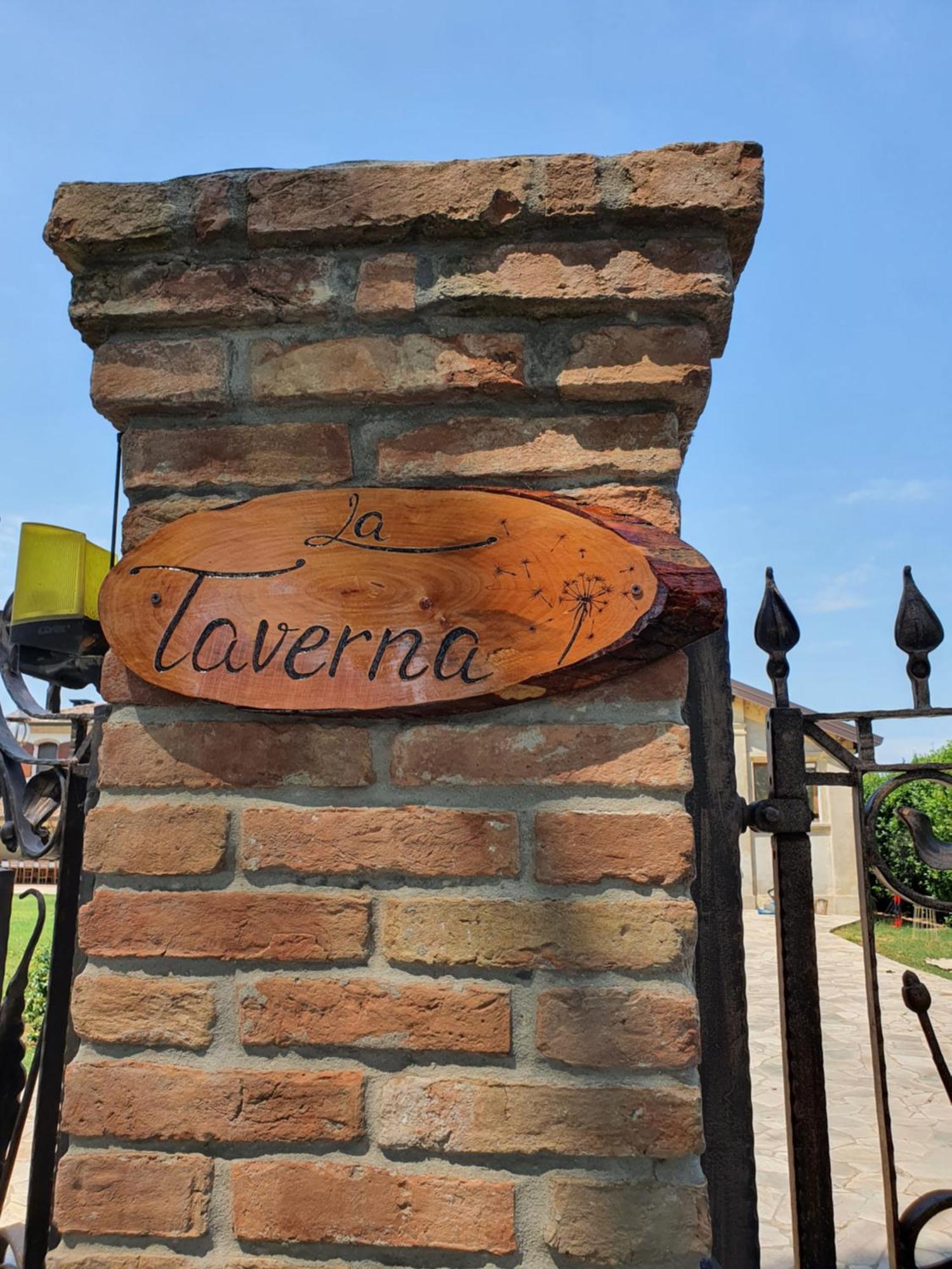 דירות Mesola La Taverna מראה חיצוני תמונה